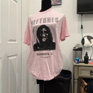 Gildan Pink Graphic Short Sleeve Tee